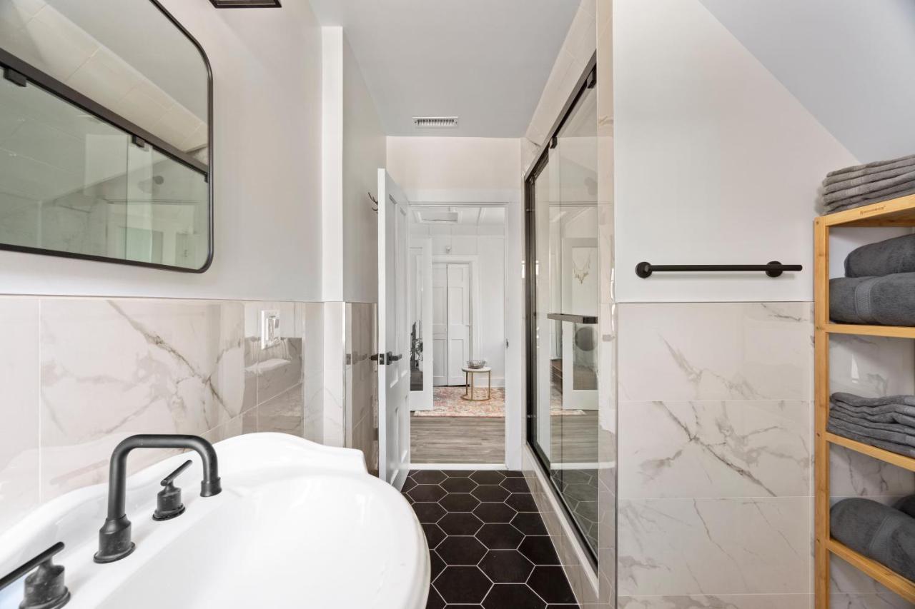 Cozy Gem In The Heart Of East Rock With Free Parking Near Yale And Dt Lejlighed New Haven Eksteriør billede